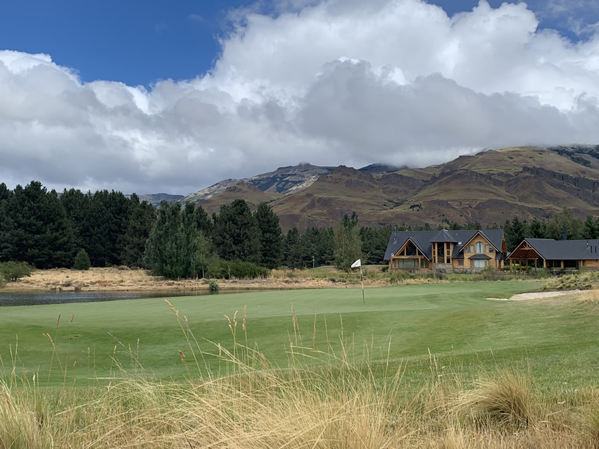 <h2>The Best of Argentina Escorted 2019 Feb 18</h2>11 Nights in Patagonia & Buenos Aires | 6 Rounds | February 18 – March 1